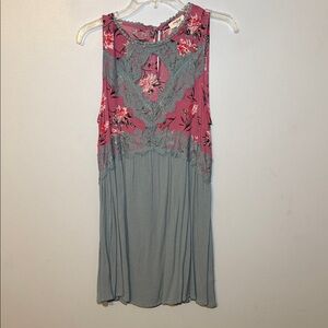 Umgee Pink and Gray Floral Lace Blouse